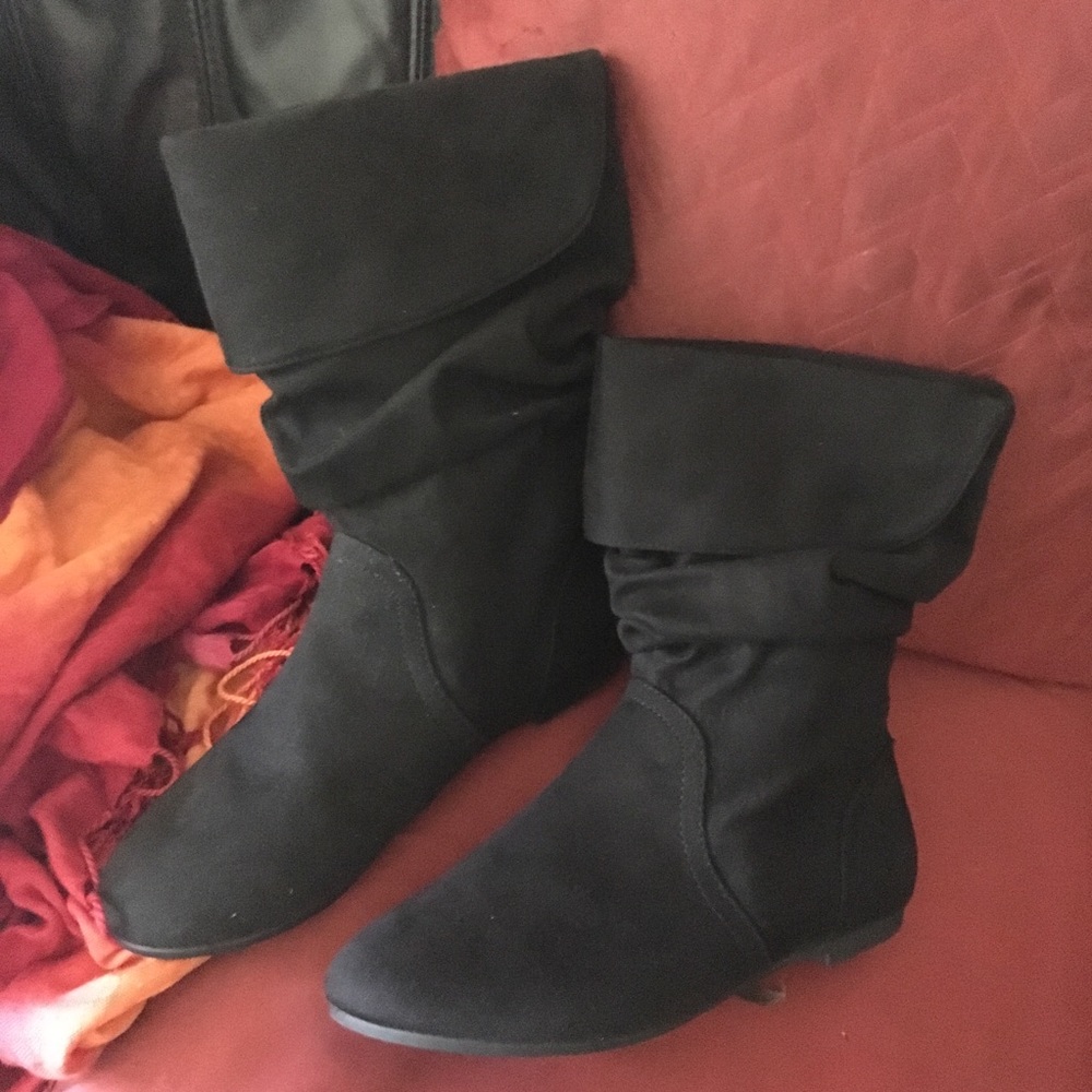 Black Boots